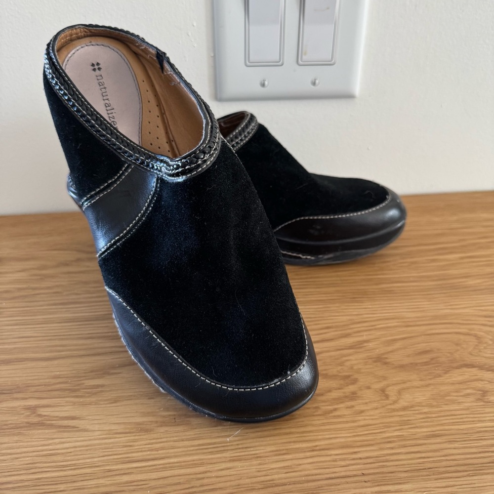 Naturalizer Black Suede Mules